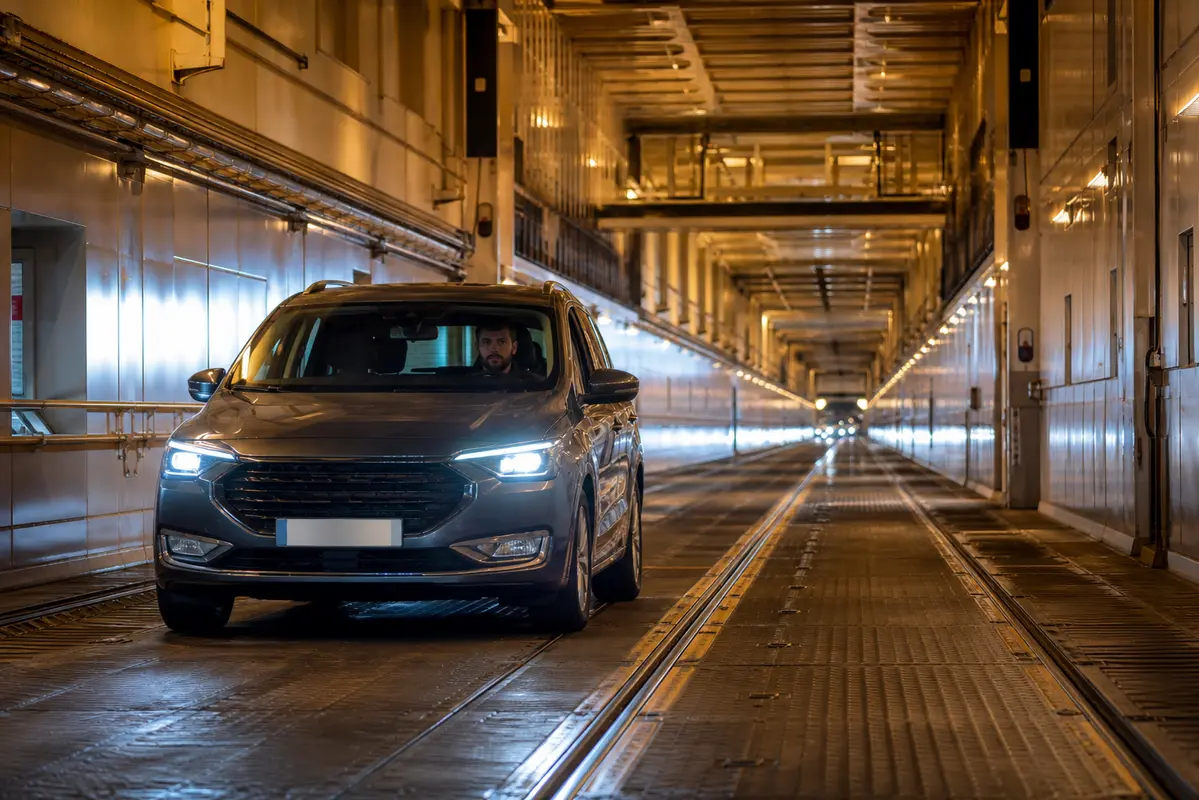 Voiture et tunnel sous la Manche : prix, trajet, conseils